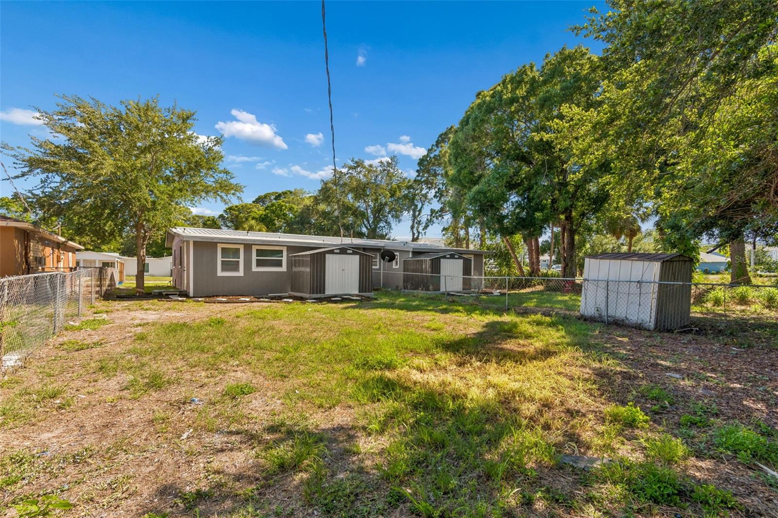 2105 46TH AVENUE DR W, BRADENTON, FL, 34207