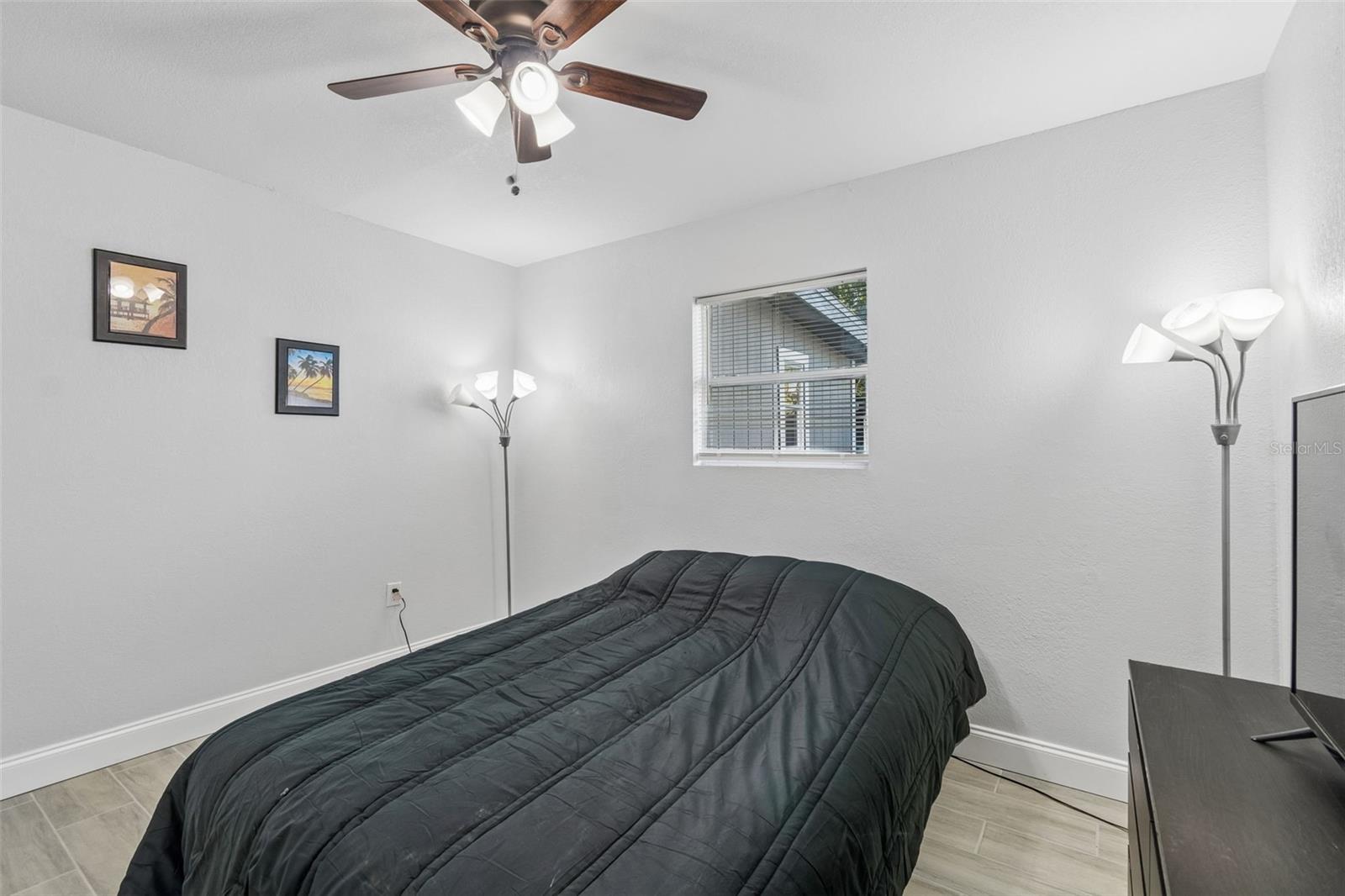 2105 46TH AVENUE DR W, BRADENTON, FL, 34207