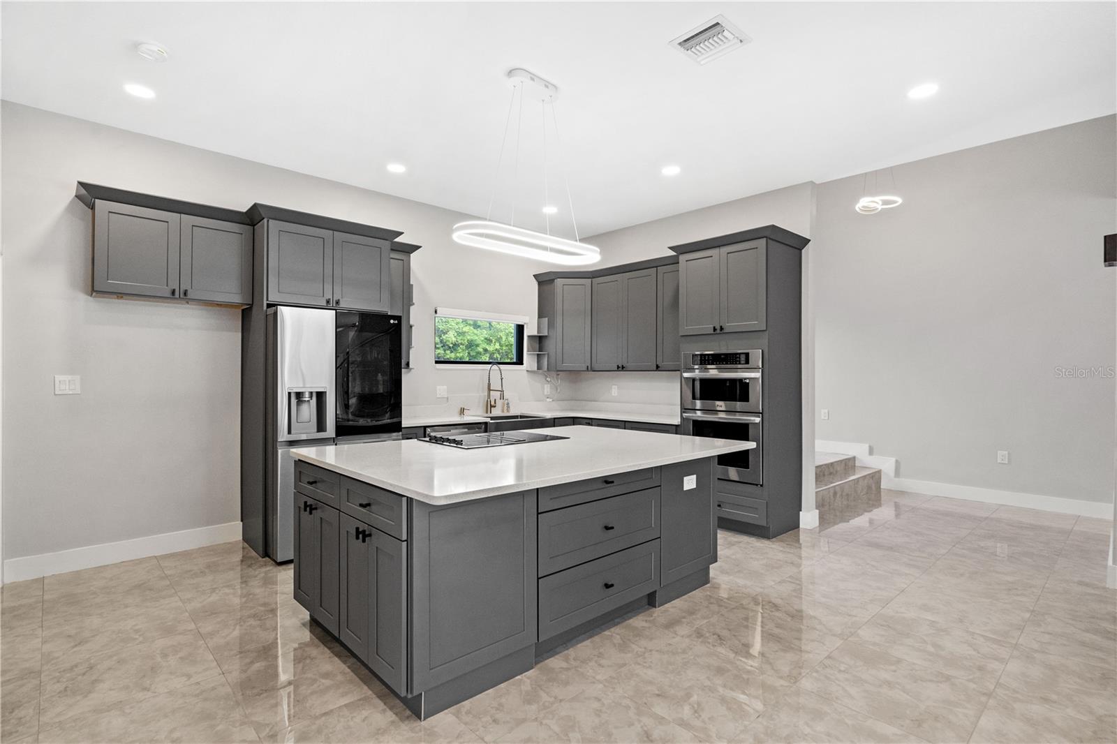 541 W LAKE BRANTLEY RD, ALTAMONTE SPRINGS, FL, 32714