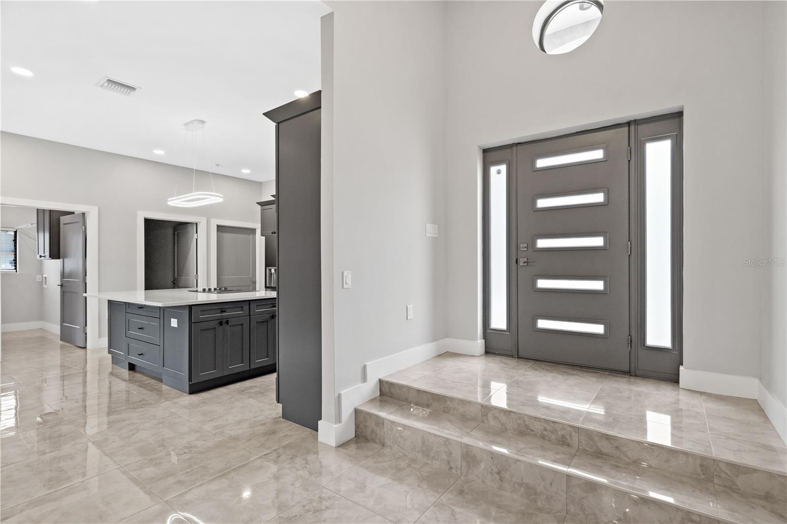 541 W LAKE BRANTLEY RD, ALTAMONTE SPRINGS, FL, 32714