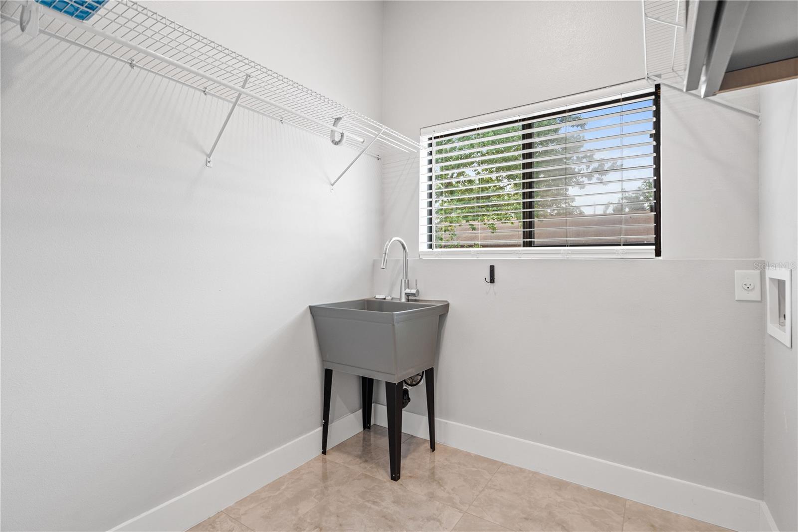 541 W LAKE BRANTLEY RD, ALTAMONTE SPRINGS, FL, 32714