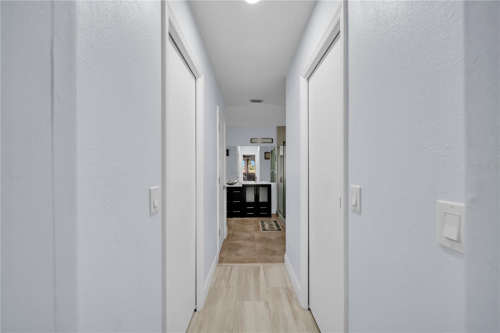 299 ROTONDA CIR, ROTONDA WEST, FL, 33947