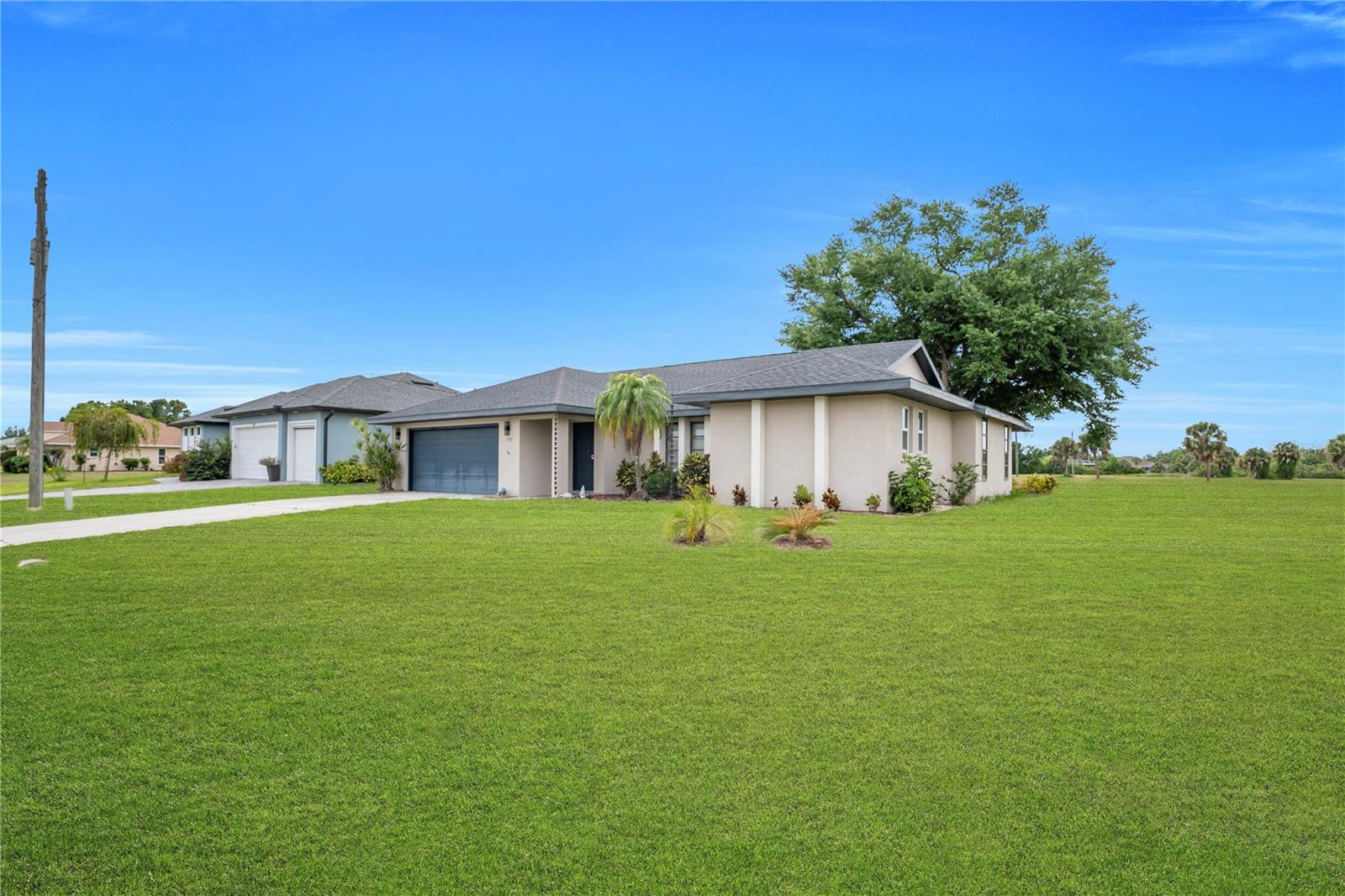 299 ROTONDA CIR, ROTONDA WEST, FL, 33947