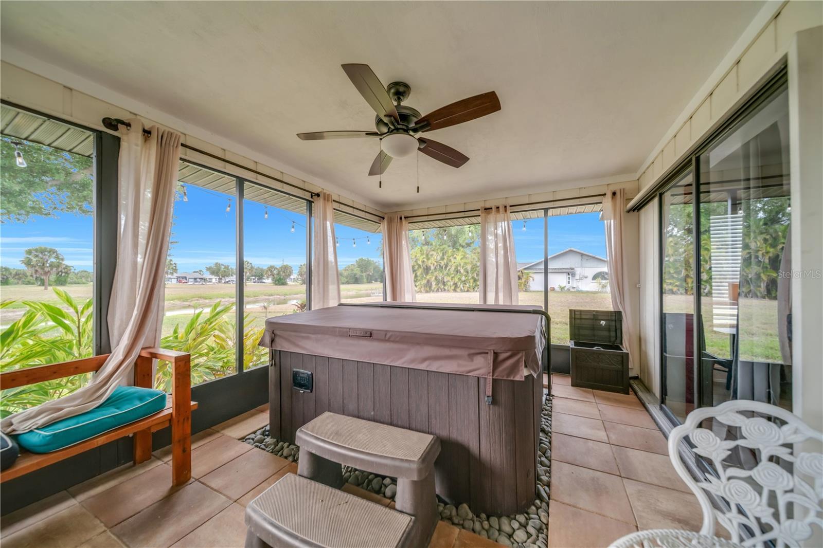 299 ROTONDA CIR, ROTONDA WEST, FL, 33947