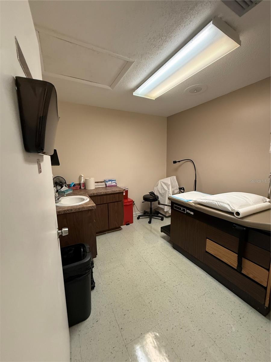 28960 US HIGHWAY 19 N #110, CLEARWATER, FL, 33761