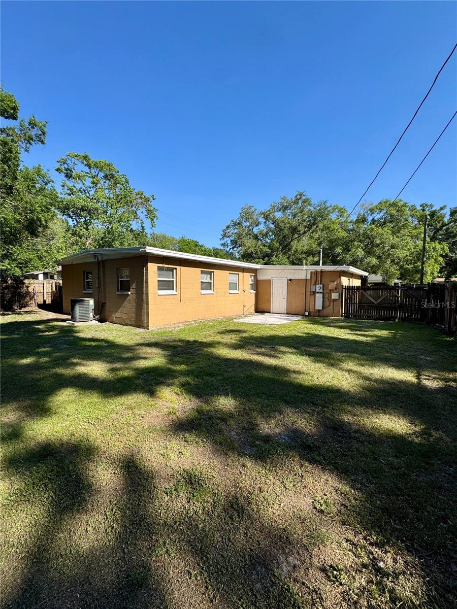 2016 E CRENSHAW ST, TAMPA, FL, 33610