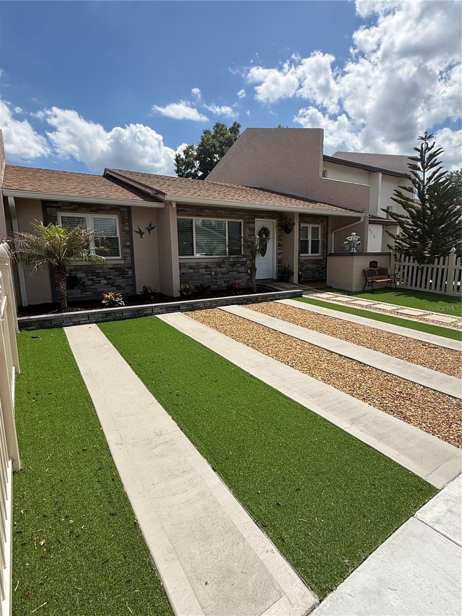 2710 CHARING CROSS WAY, ORLANDO, FL, 32837
