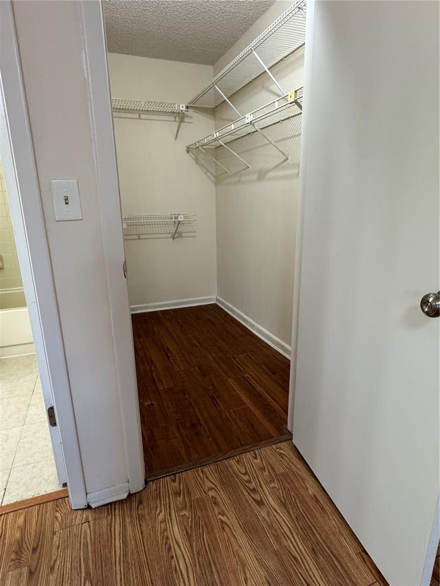 4033 DREAM OAK PL #101, TAMPA, FL, 33613