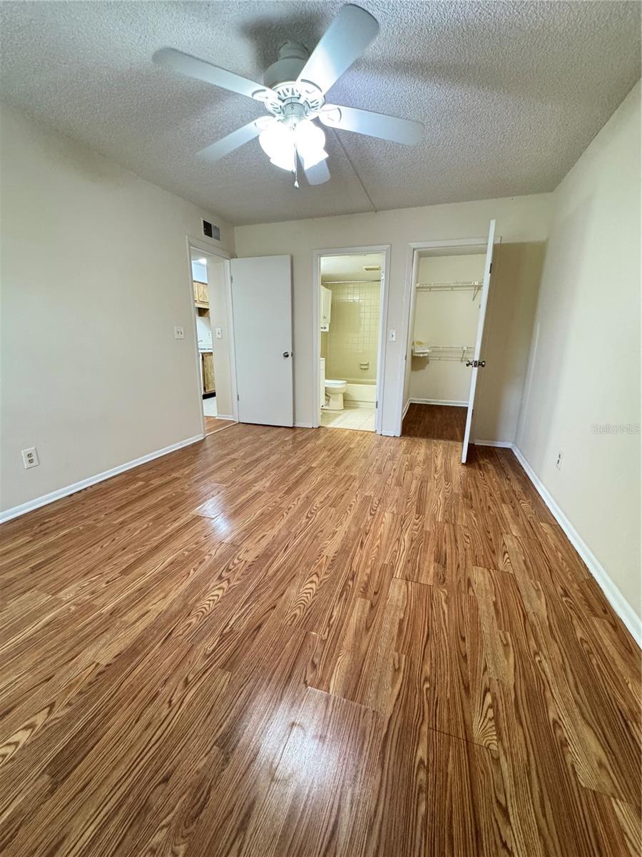 4033 DREAM OAK PL #101, TAMPA, FL, 33613