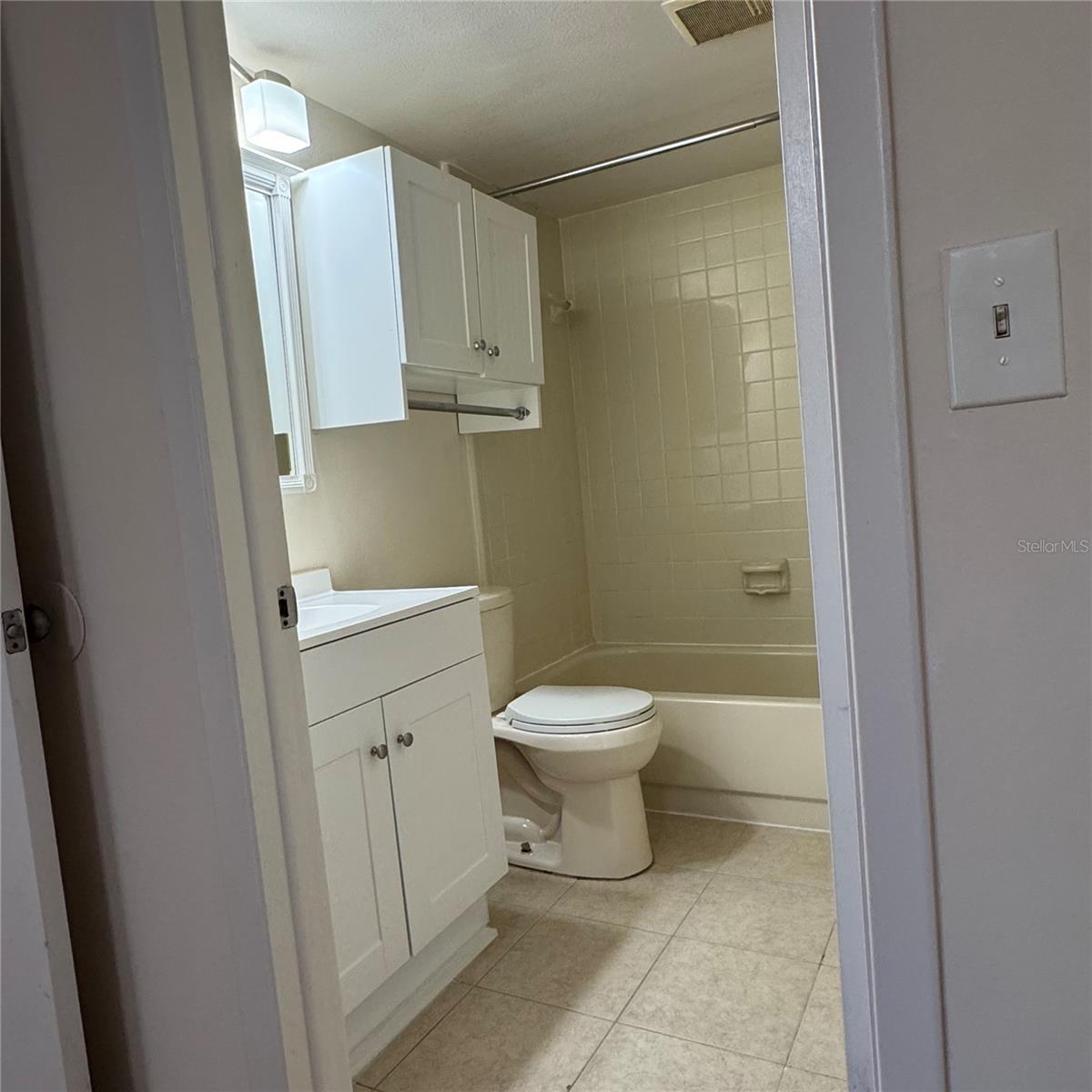 4033 DREAM OAK PL #101, TAMPA, FL, 33613
