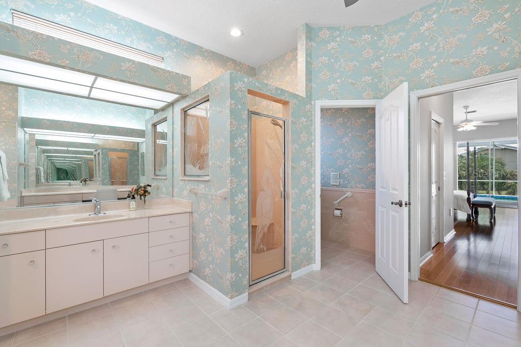 1543 WATERFORD DR, VENICE, FL, 34292