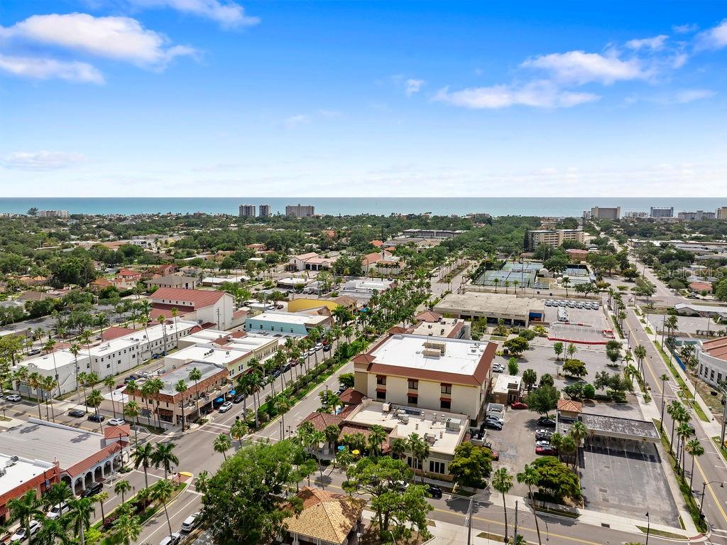 1543 WATERFORD DR, VENICE, FL, 34292
