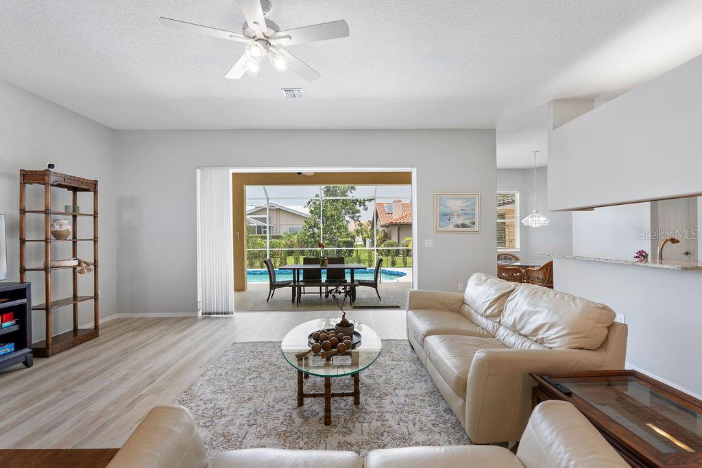 1543 WATERFORD DR, VENICE, FL, 34292