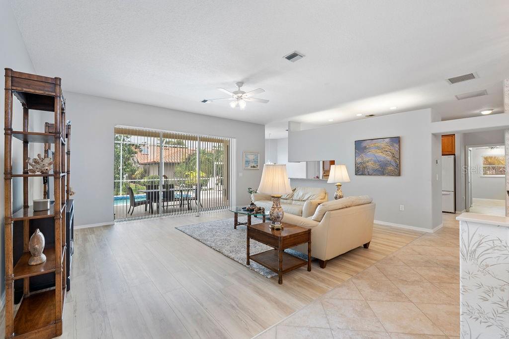 1543 WATERFORD DR, VENICE, FL, 34292