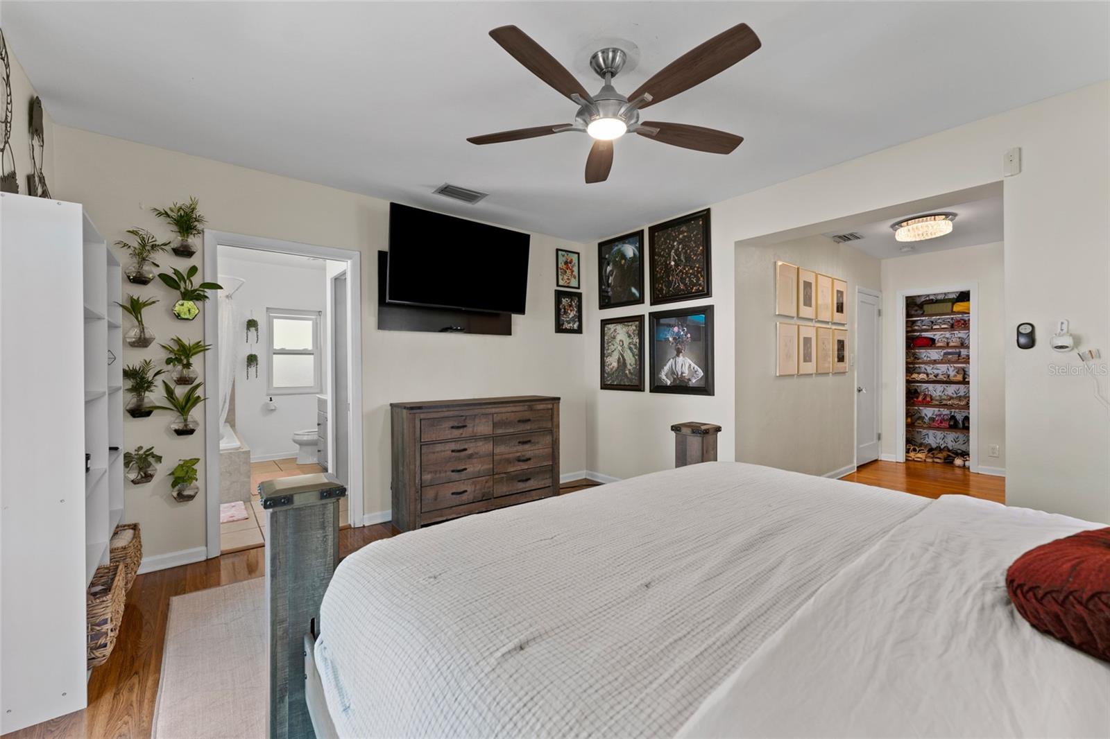2605 S MANHATTAN AVE, TAMPA, FL, 33629