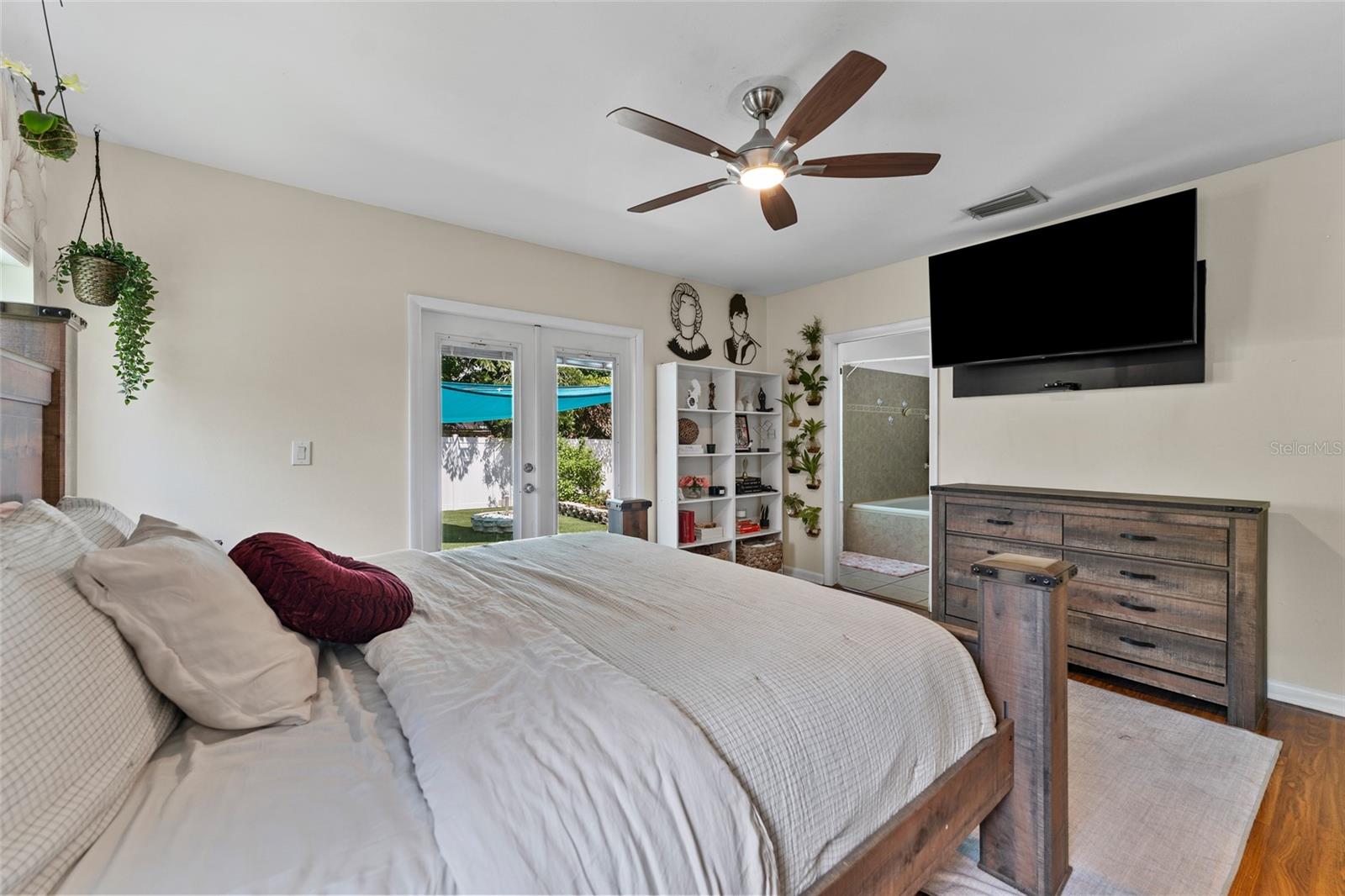 2605 S MANHATTAN AVE, TAMPA, FL, 33629
