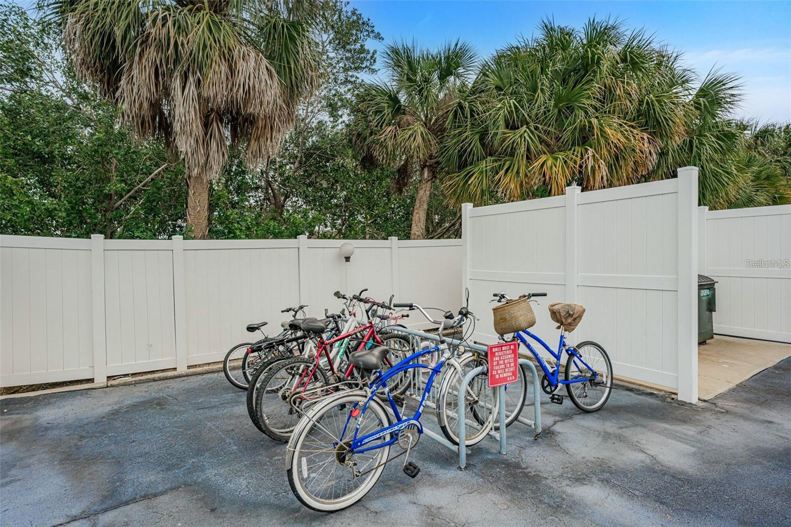 12760 INDIAN ROCKS RD #605, LARGO, FL, 33774