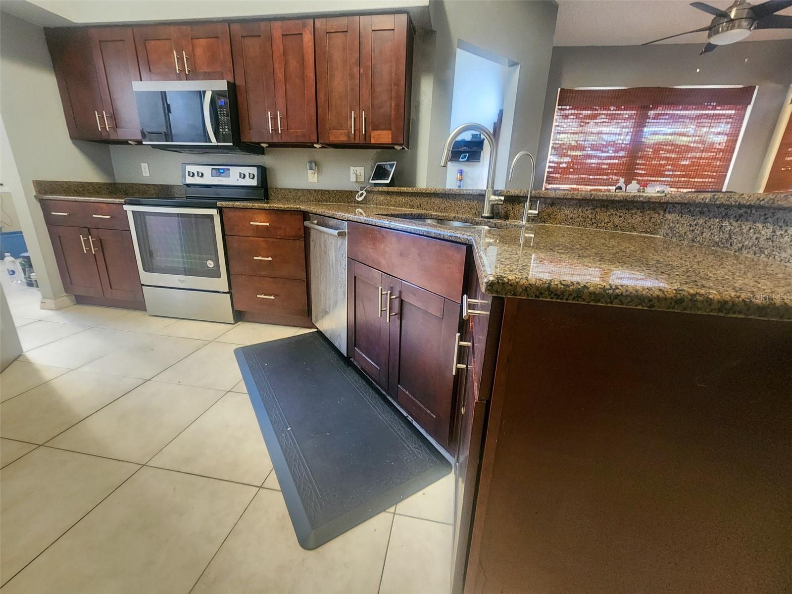 8035 COUNTRY RUN PKWY, ORLANDO, FL, 32818