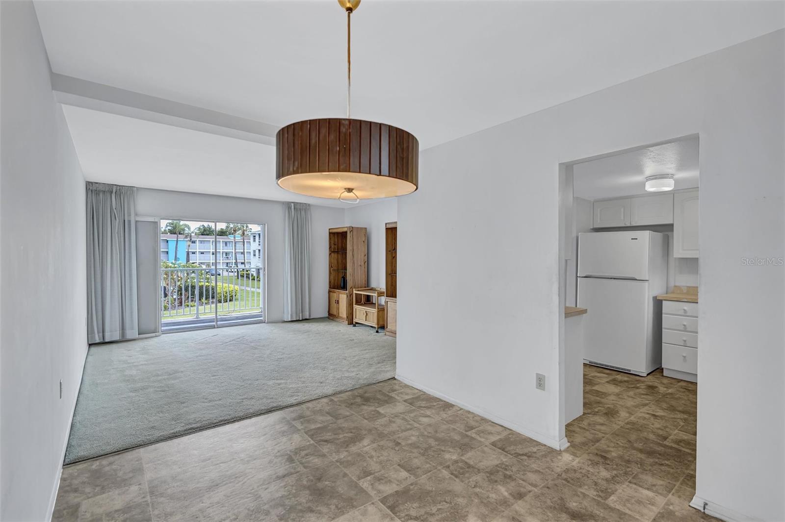 2217 SUNSET DR #E27, BRADENTON, FL, 34207