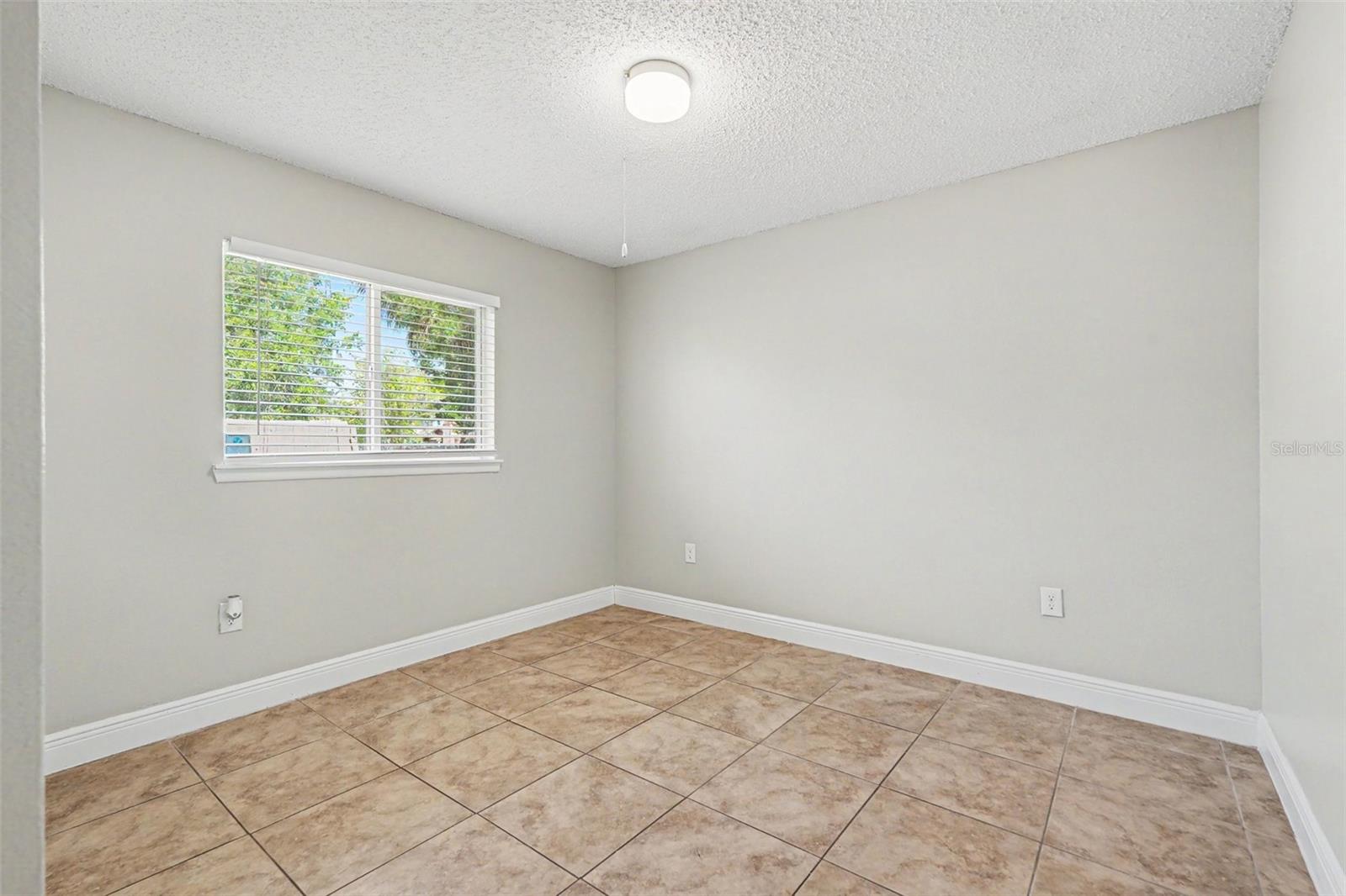 1301 MOHRLAKE DR, BRANDON, FL, 33511