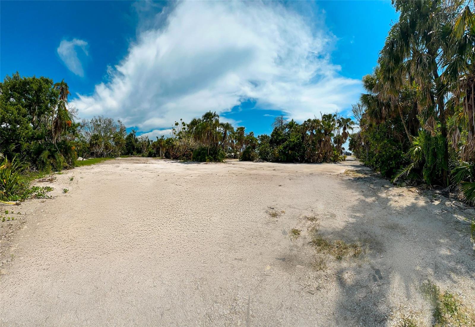 7825 SANDERLING RD, SARASOTA, FL, 34242