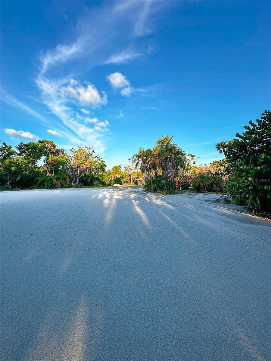 7825 SANDERLING RD, SARASOTA, FL, 34242