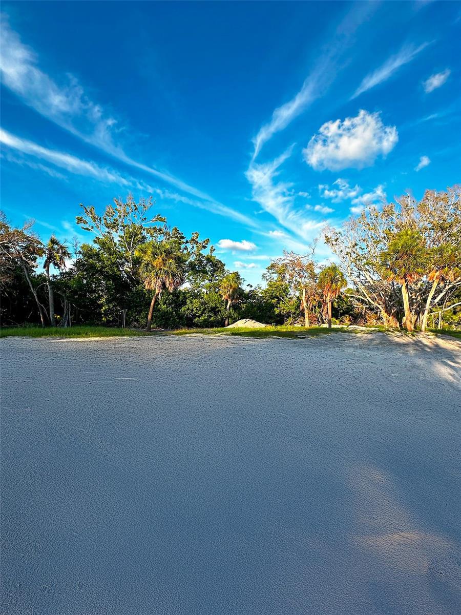 7825 SANDERLING RD, SARASOTA, FL, 34242