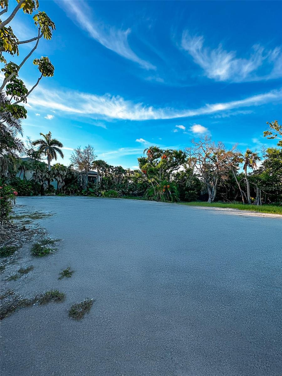 7825 SANDERLING RD, SARASOTA, FL, 34242