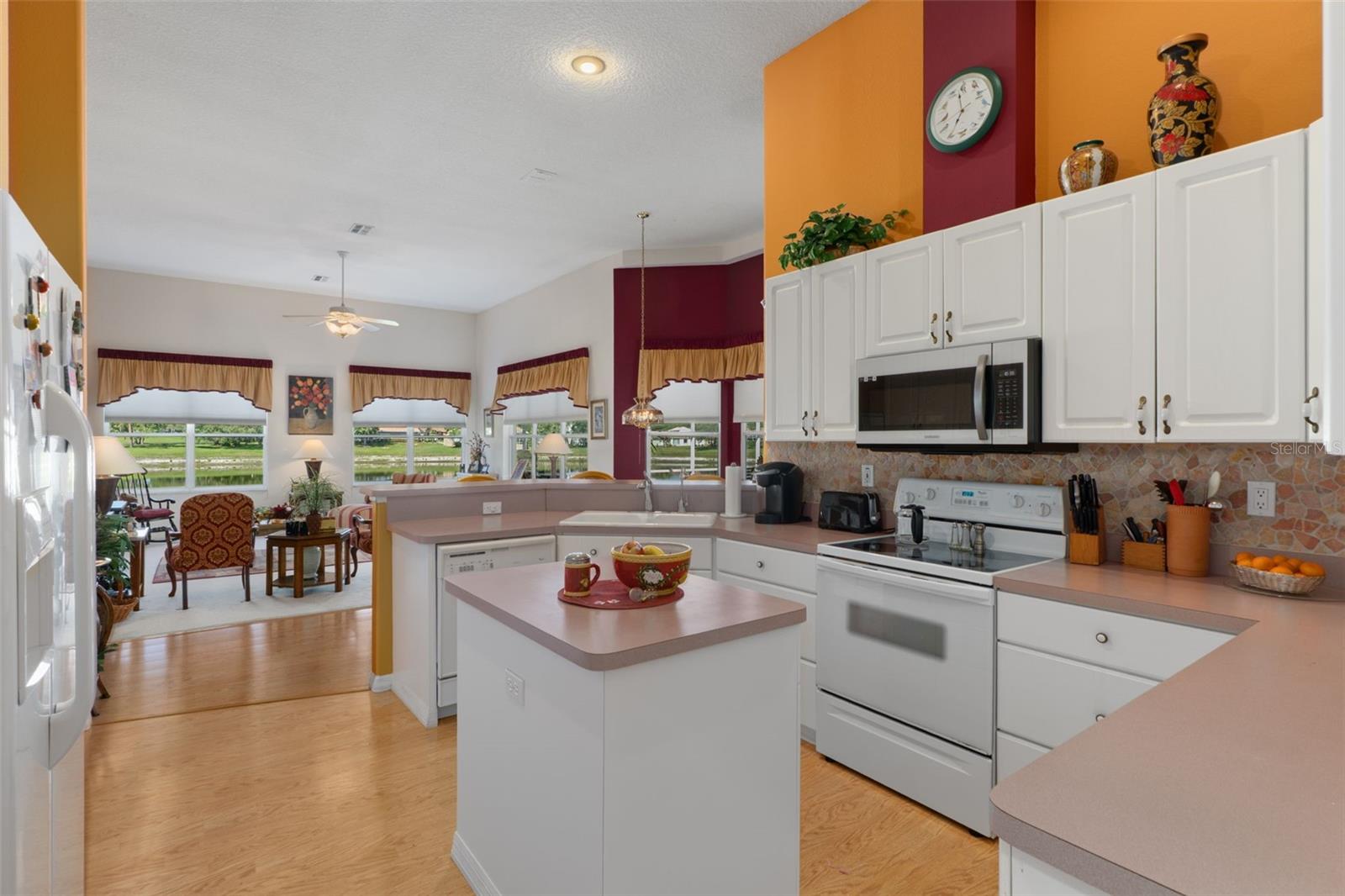 10081 GEORGETOWN CT, WEEKI WACHEE, FL, 34613