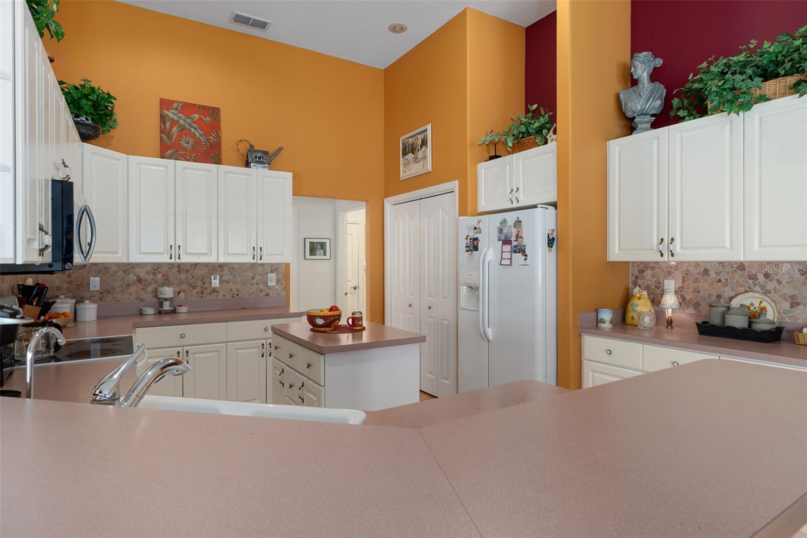 10081 GEORGETOWN CT, WEEKI WACHEE, FL, 34613