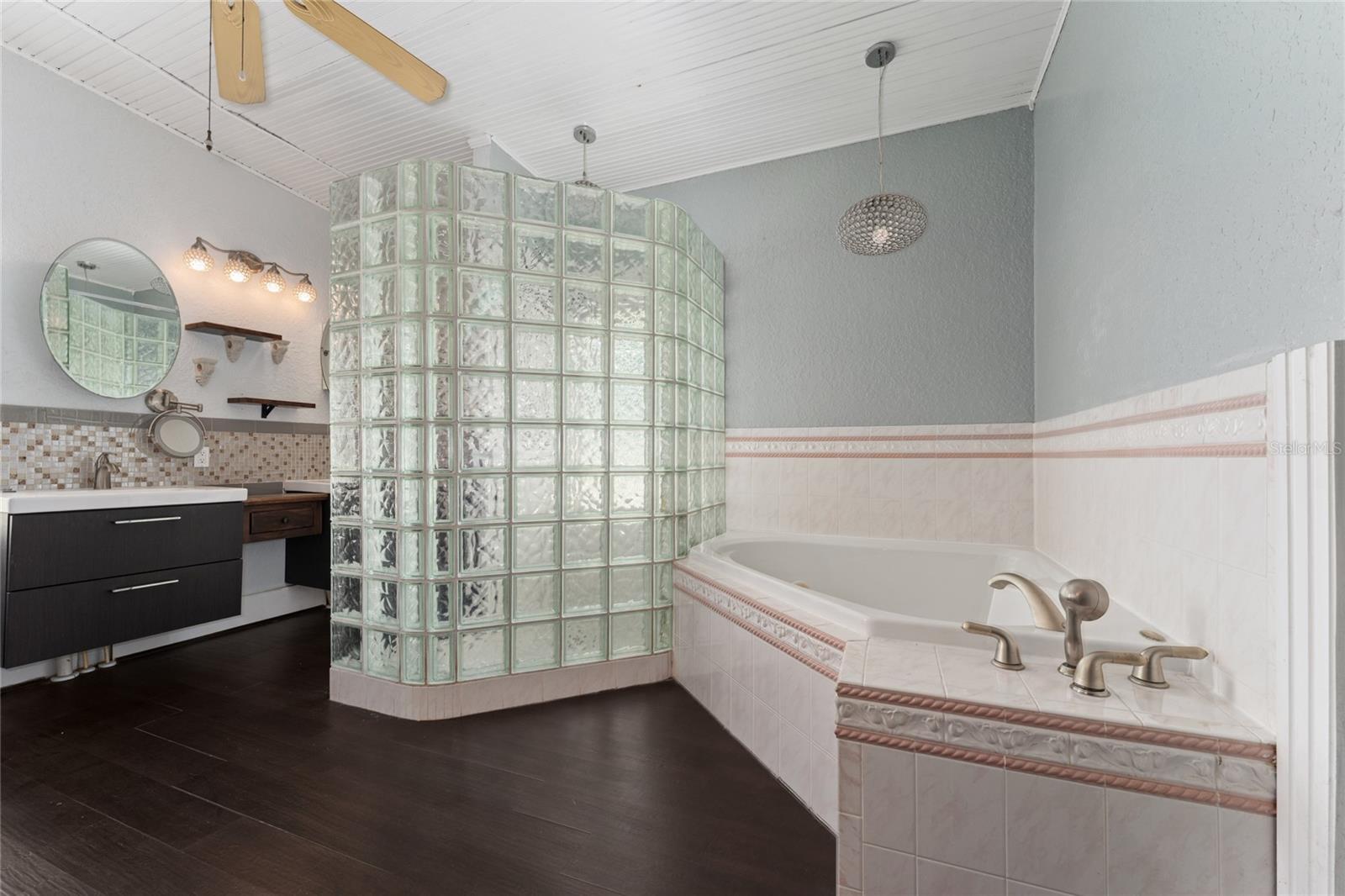 815 LAKE JESSIE DR, WINTER HAVEN, FL, 33881