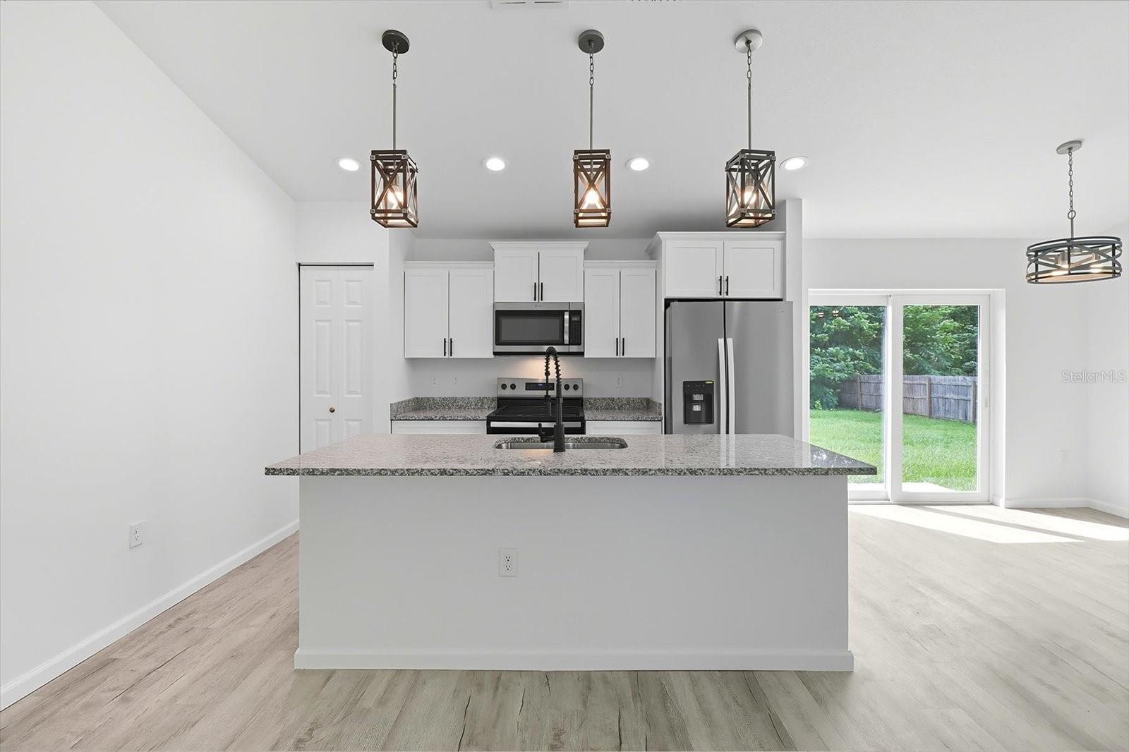 19857 SW FLAMINGO DR, DUNNELLON, FL, 34431