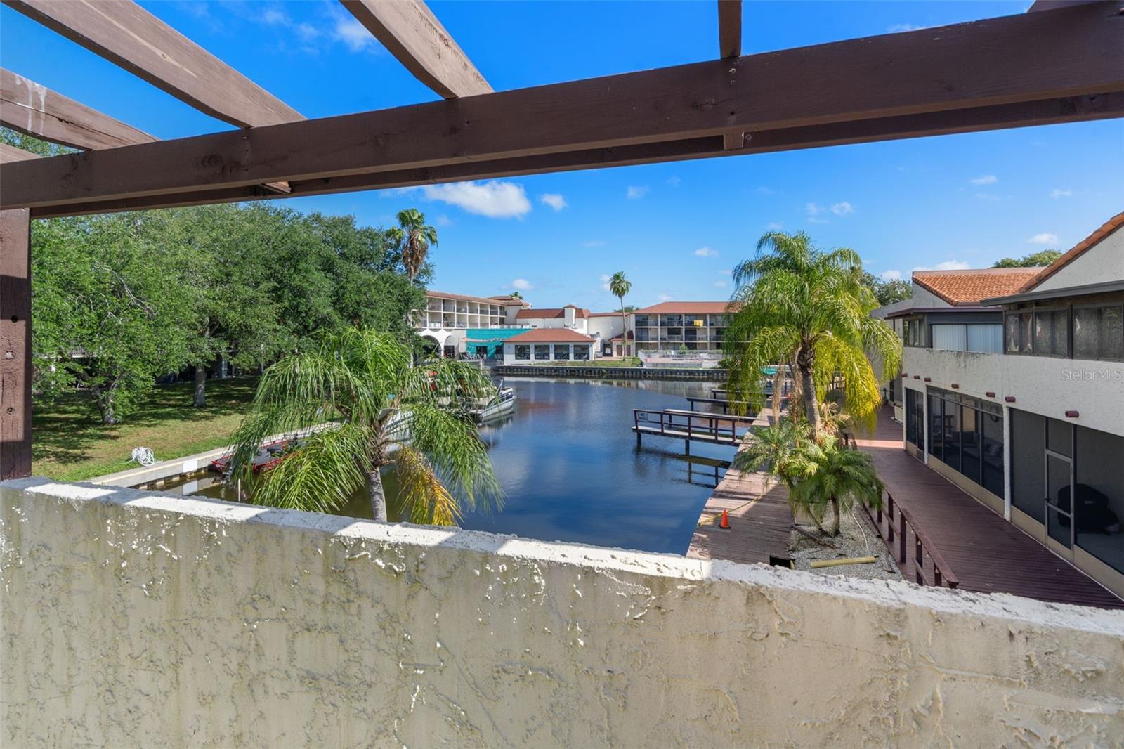 2571 CYPRUS DR #1-201, PALM HARBOR, FL, 34684