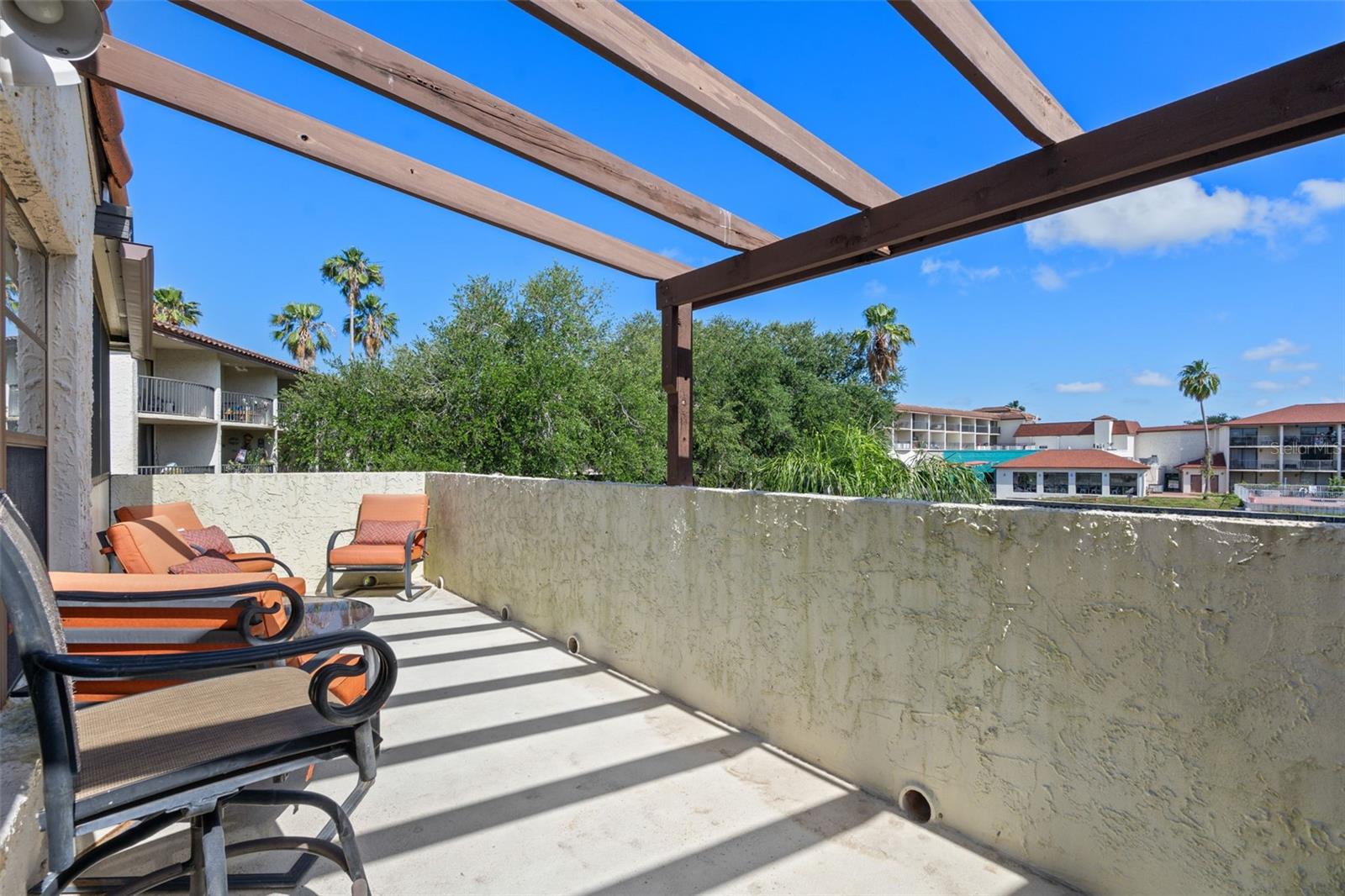 2571 CYPRUS DR #1-201, PALM HARBOR, FL, 34684