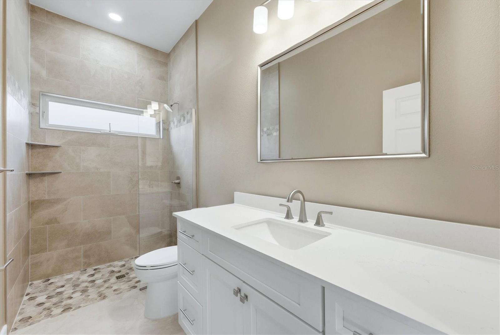8160 COLLINGWOOD CT, UNIVERSITY PARK, FL, 34201