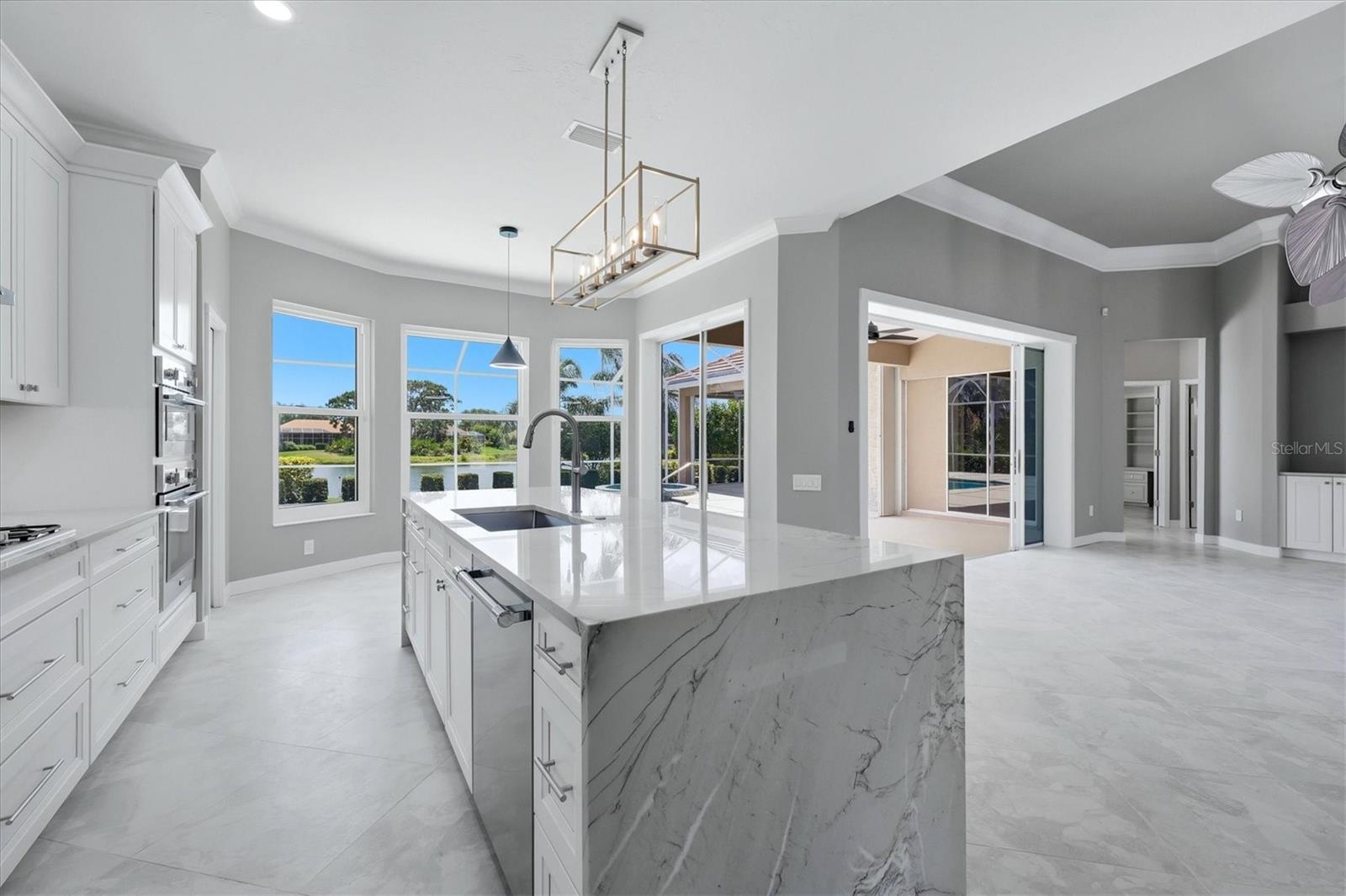 8160 COLLINGWOOD CT, UNIVERSITY PARK, FL, 34201