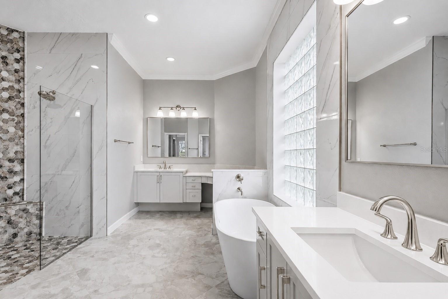 8160 COLLINGWOOD CT, UNIVERSITY PARK, FL, 34201