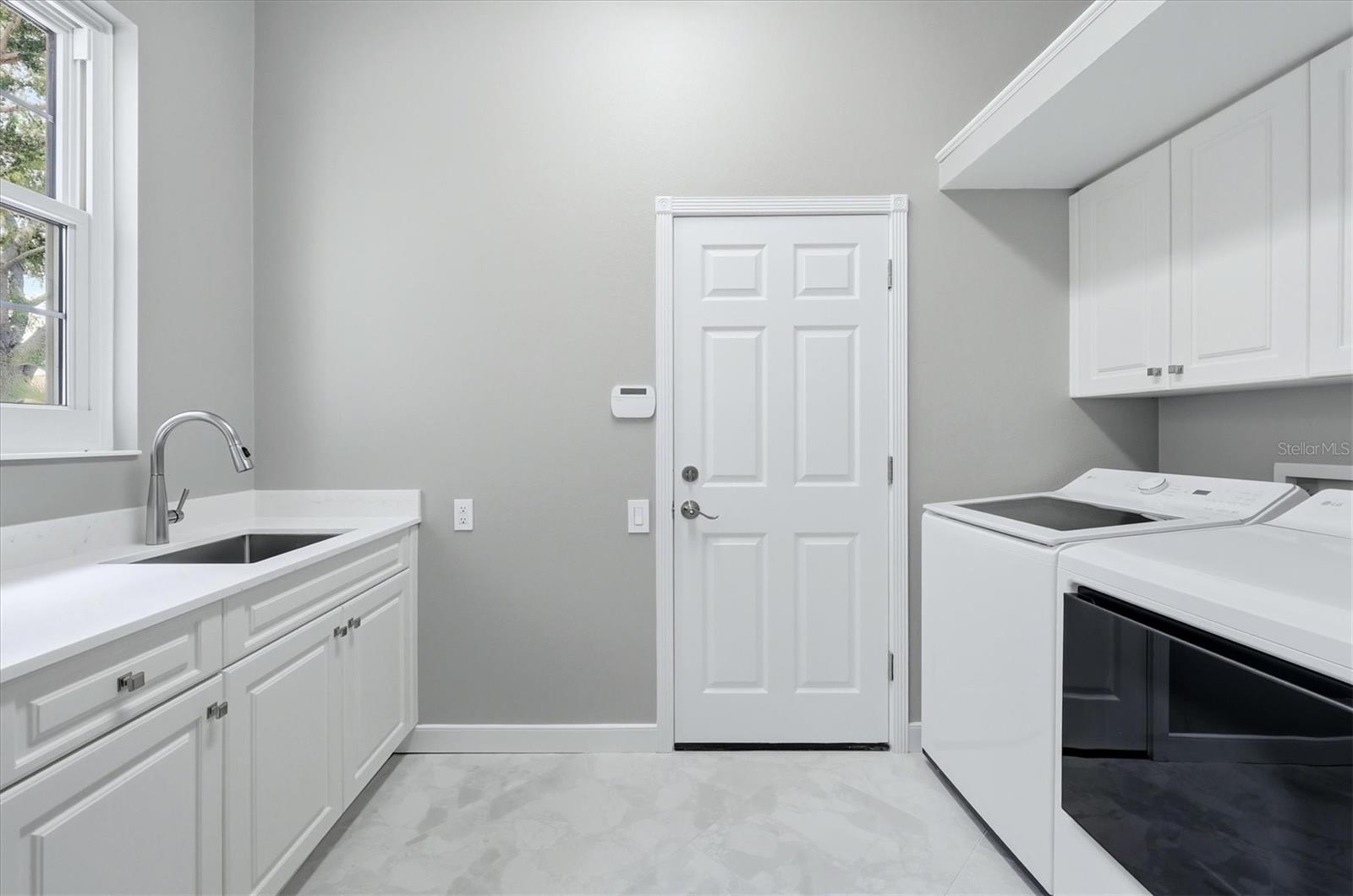8160 COLLINGWOOD CT, UNIVERSITY PARK, FL, 34201