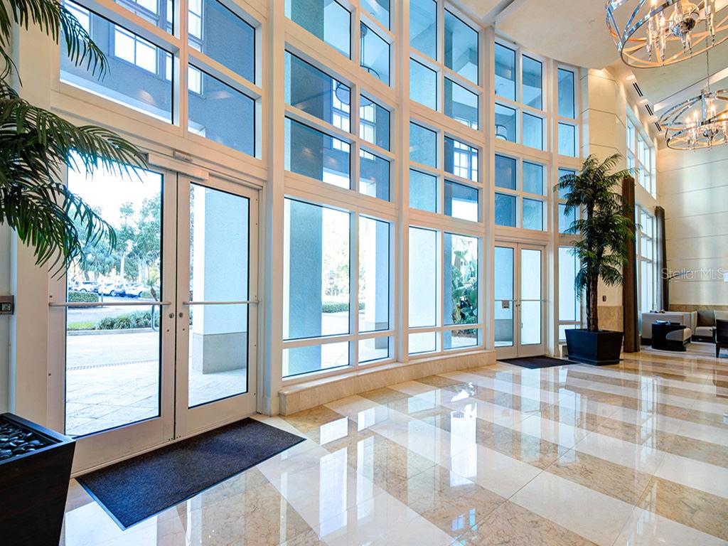 400 BEACH DR NE #1702, ST PETERSBURG, FL, 33701