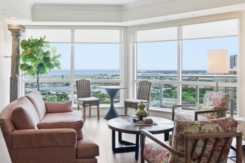 400 BEACH DR NE #1702, ST PETERSBURG, FL, 33701