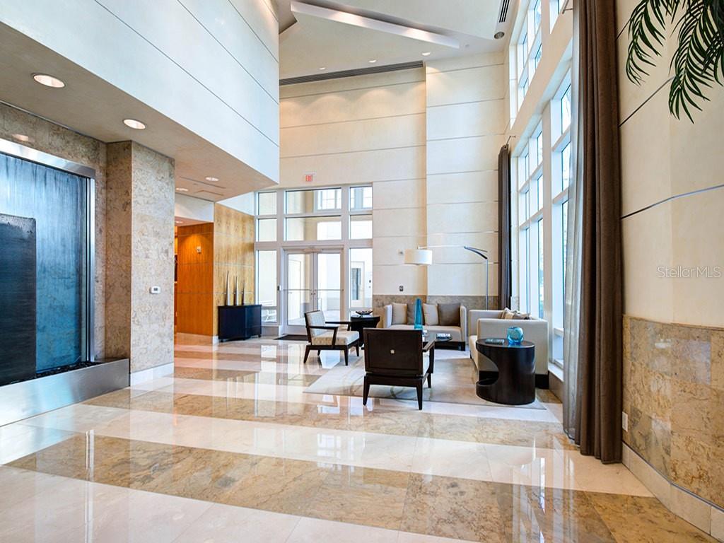 400 BEACH DR NE #1702, ST PETERSBURG, FL, 33701