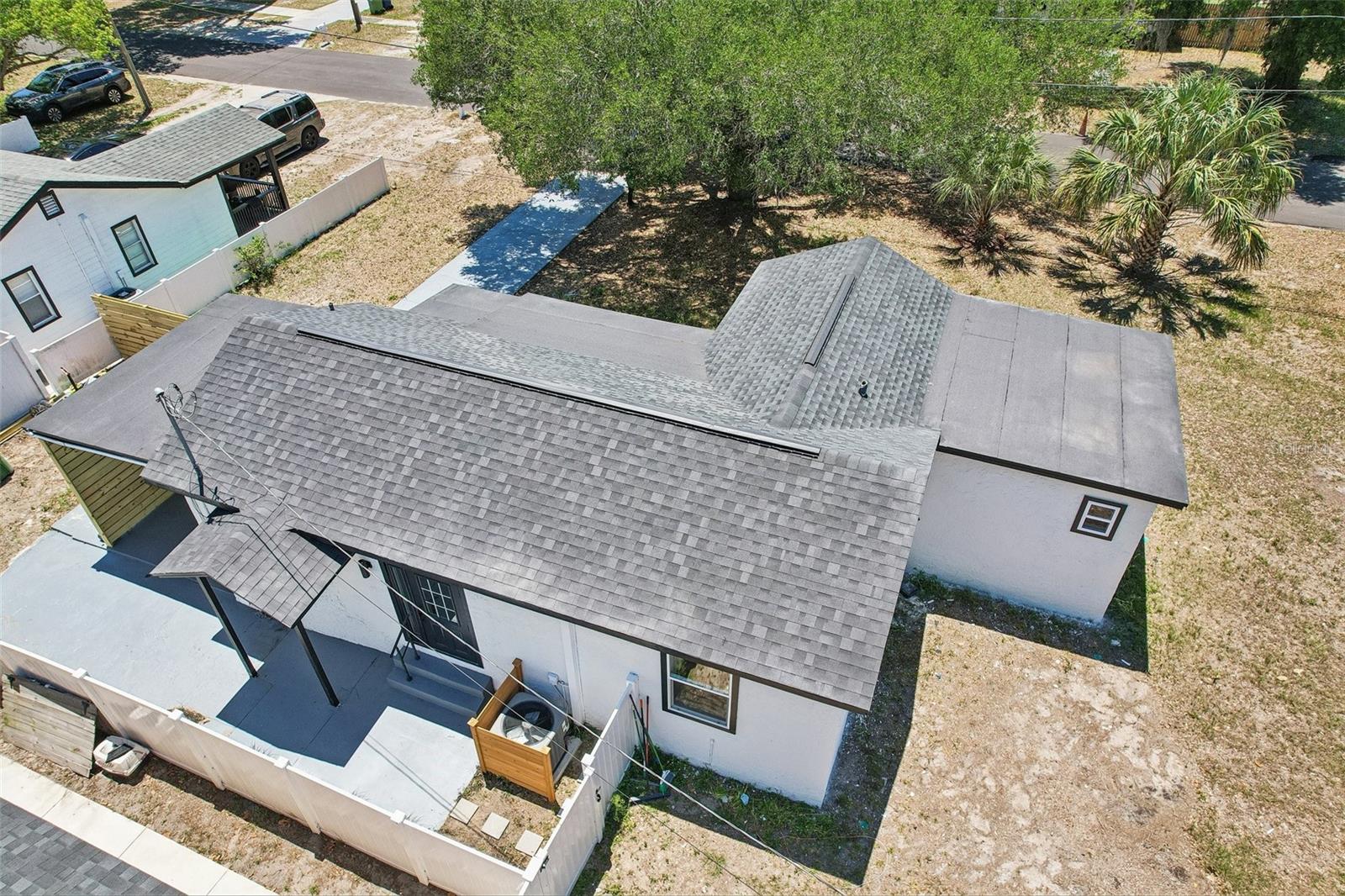 8523 N EDISON AVE, TAMPA, FL, 33604