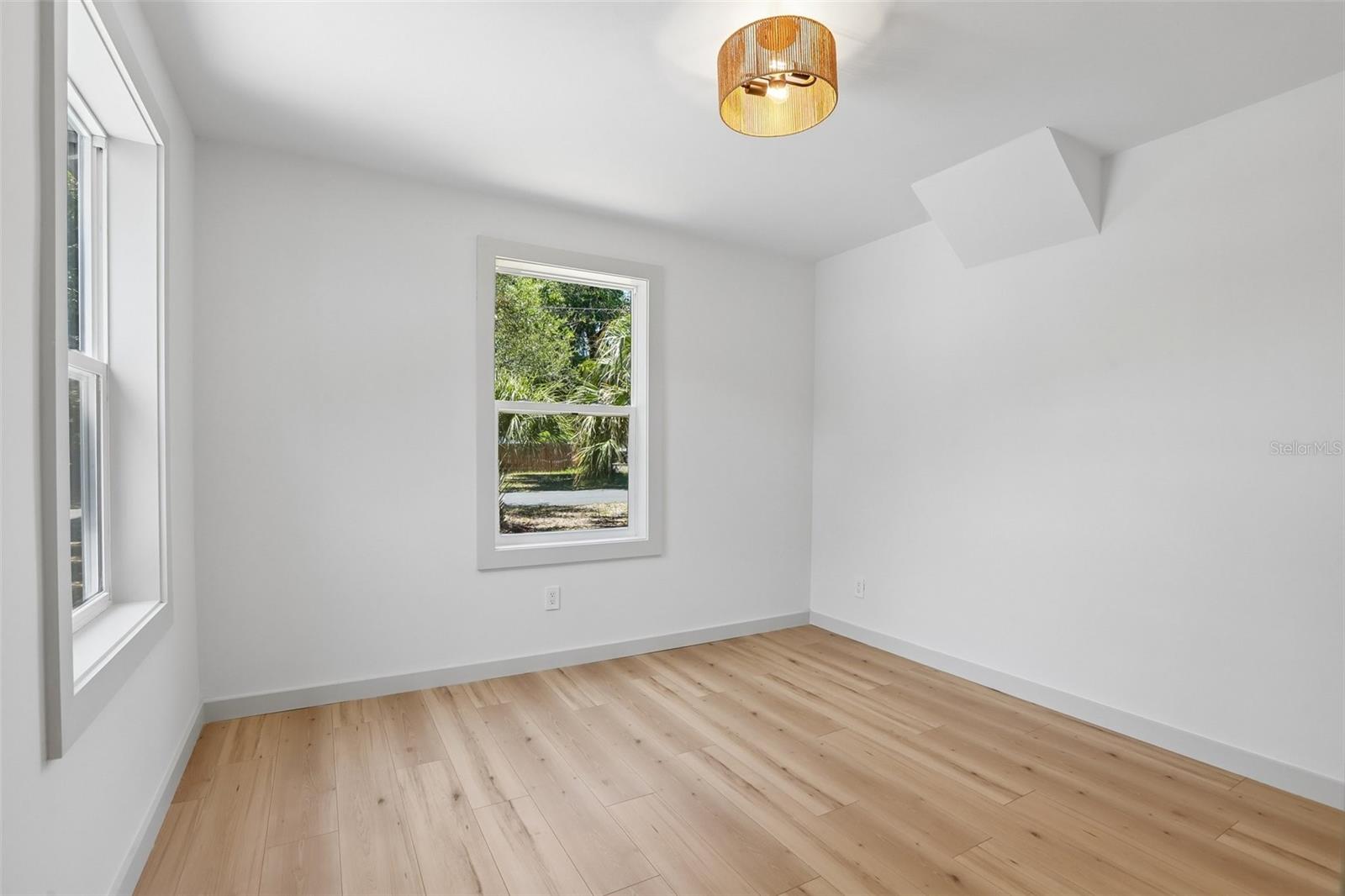 8523 N EDISON AVE, TAMPA, FL, 33604