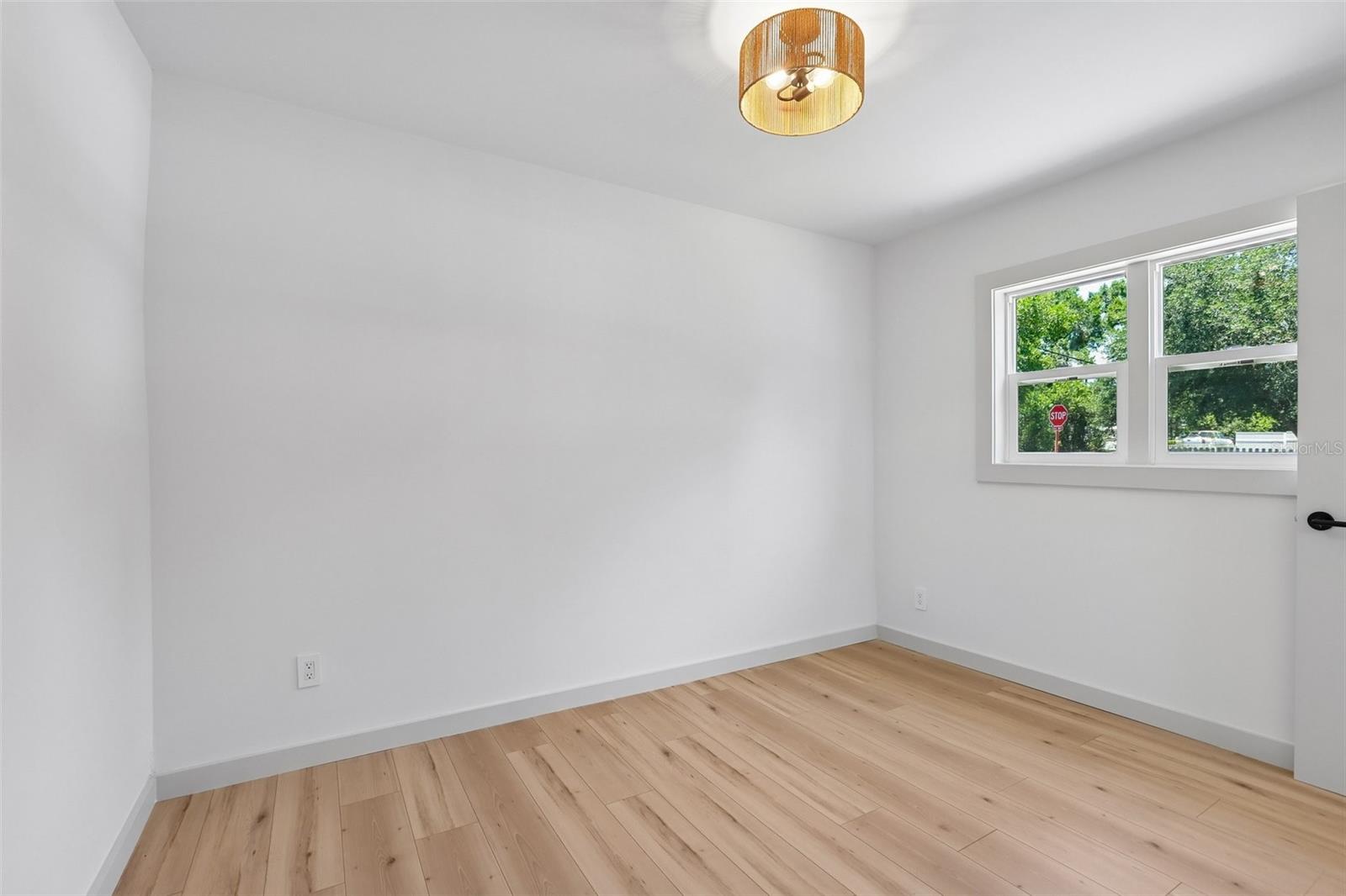 8523 N EDISON AVE, TAMPA, FL, 33604