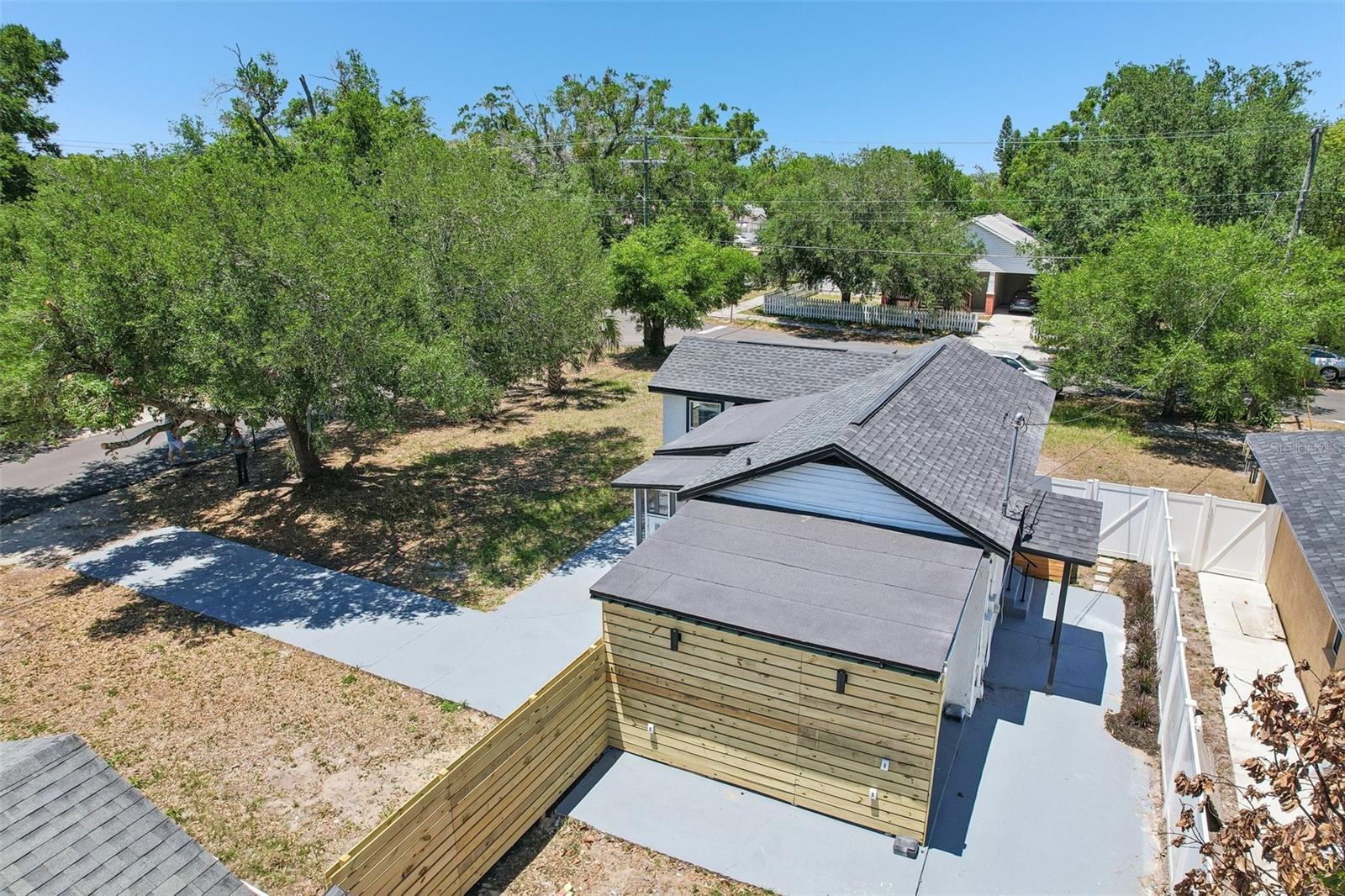 8523 N EDISON AVE, TAMPA, FL, 33604