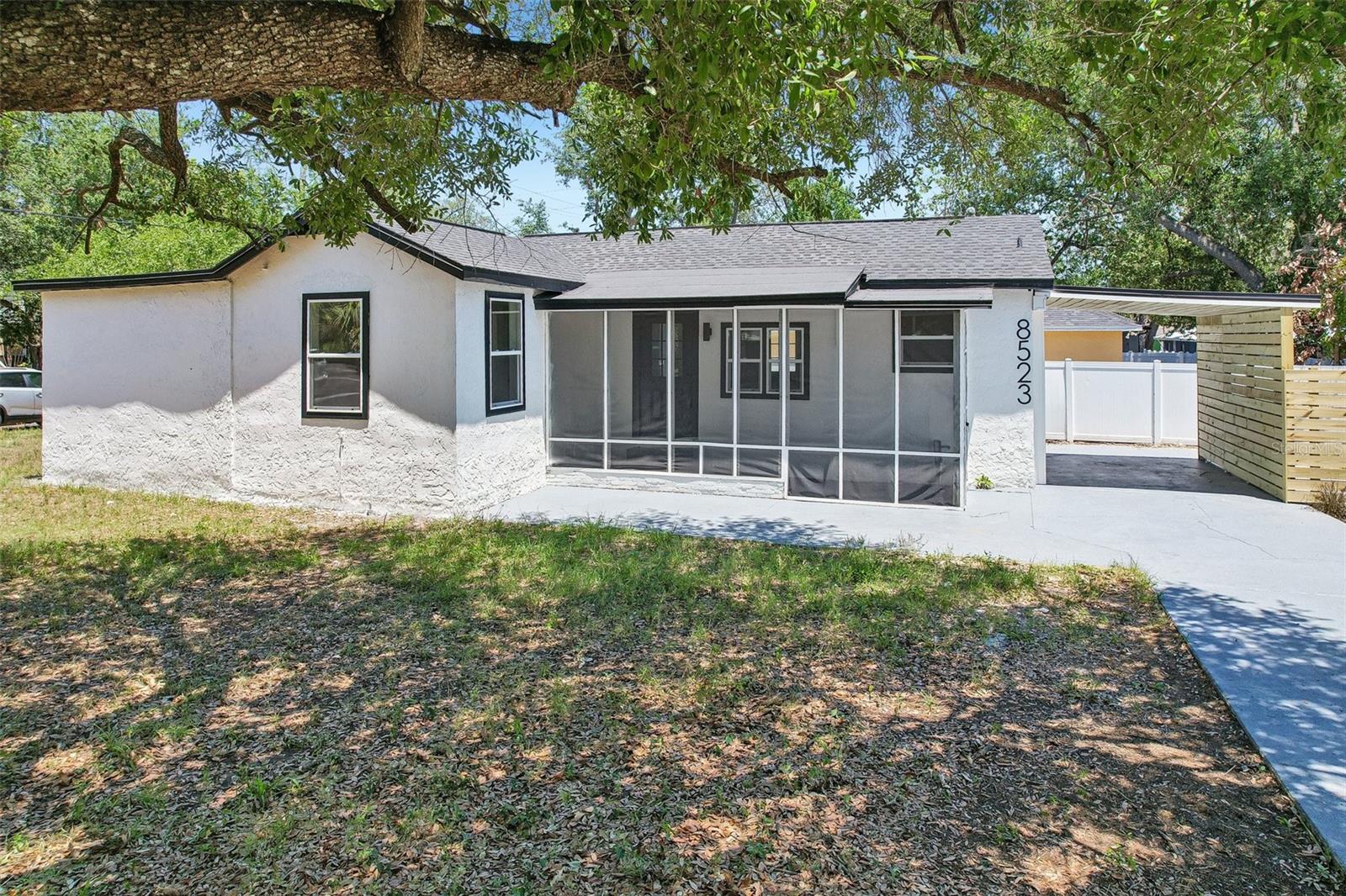 8523 N EDISON AVE, TAMPA, FL, 33604