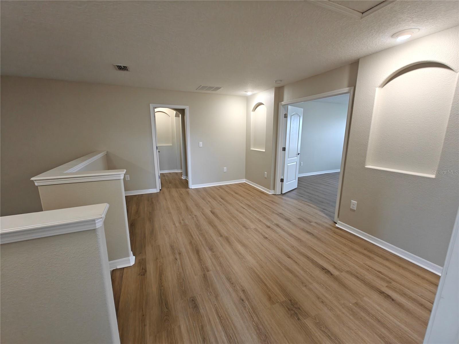 2221 GRANTHAM AVE, DAVENPORT, FL, 33837