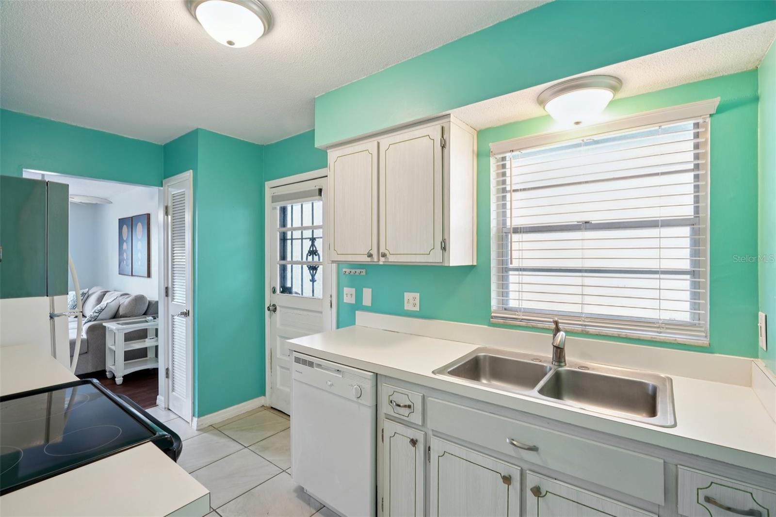 1115 RUE DES CHATEAUX #2A, SOUTH PASADENA, FL, 33707