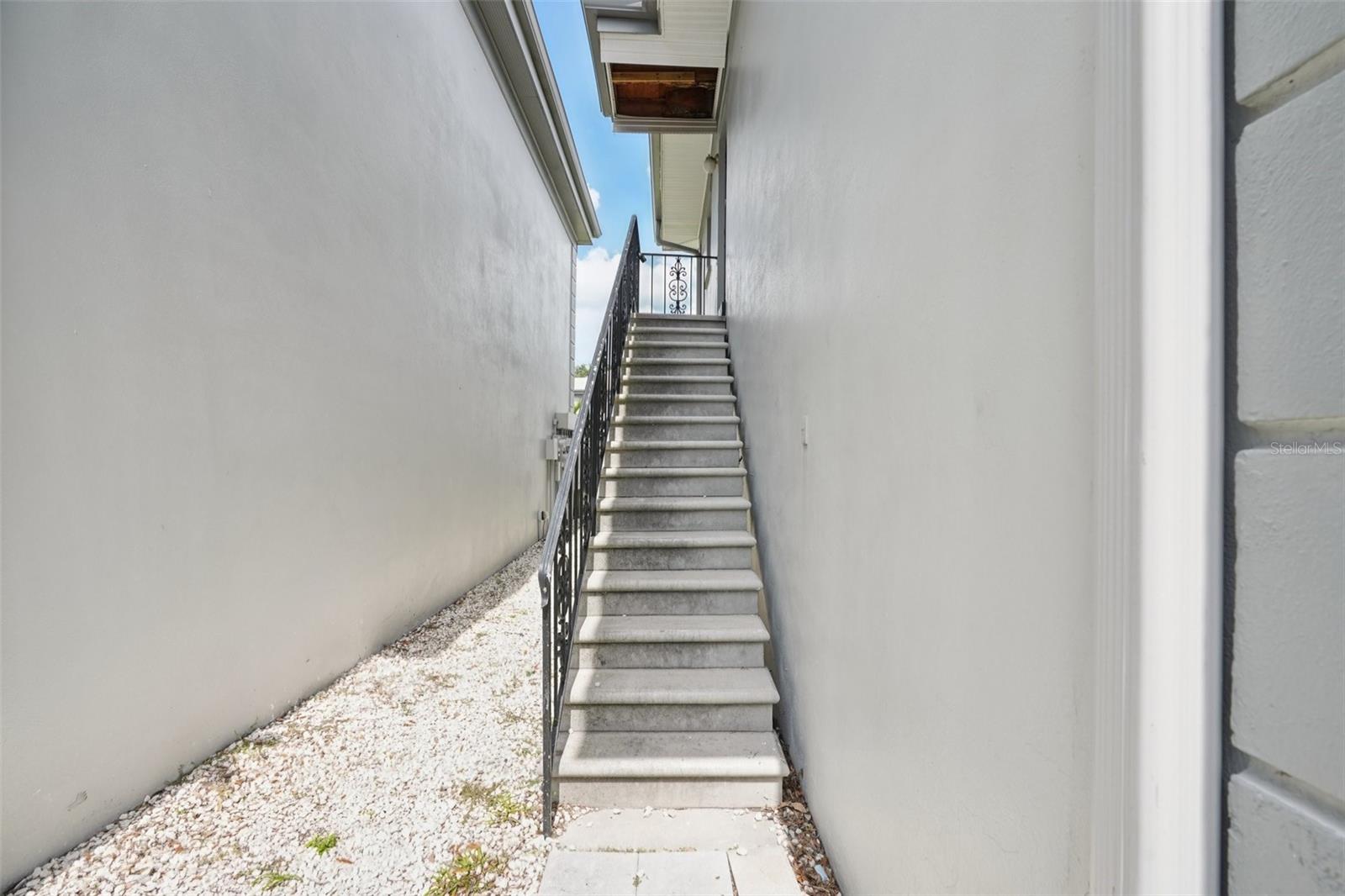 1115 RUE DES CHATEAUX #2A, SOUTH PASADENA, FL, 33707