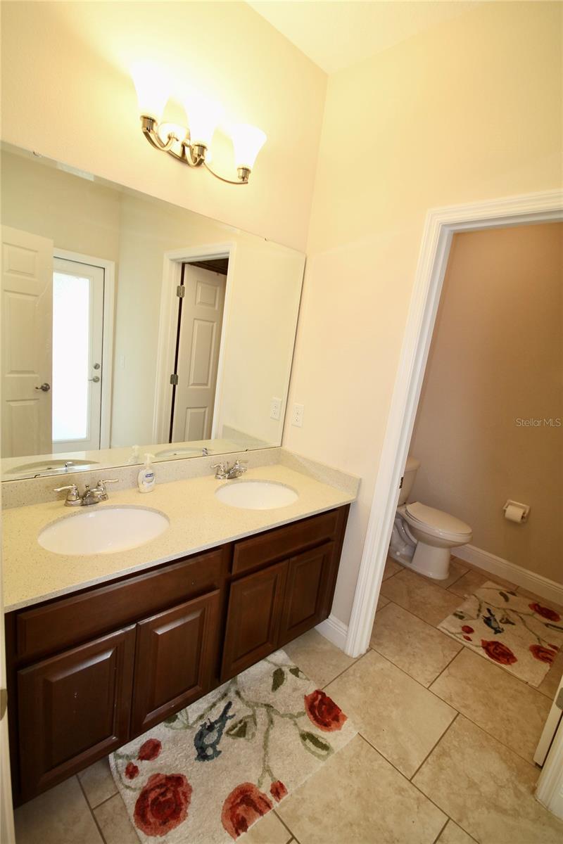 1073 CAVAN DR, APOPKA, FL, 32703